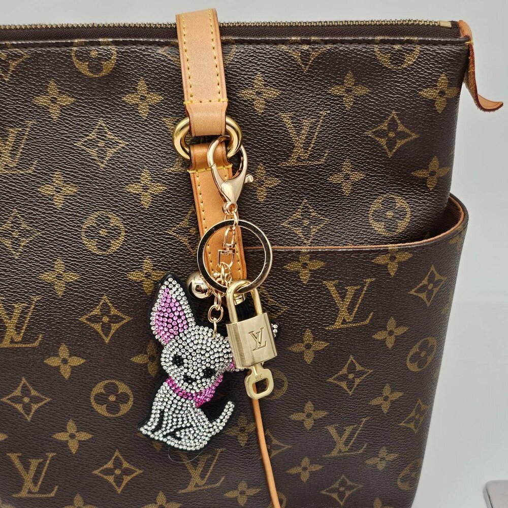 LV Authentic Gold Lock & Key 🔑 Luxury Bag Charm w/ Unbranded Cat Keychain